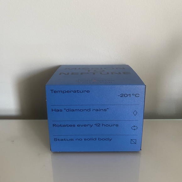 Rare and unused mission to Neptune MoonSwatch!! - Picture 3 of 7